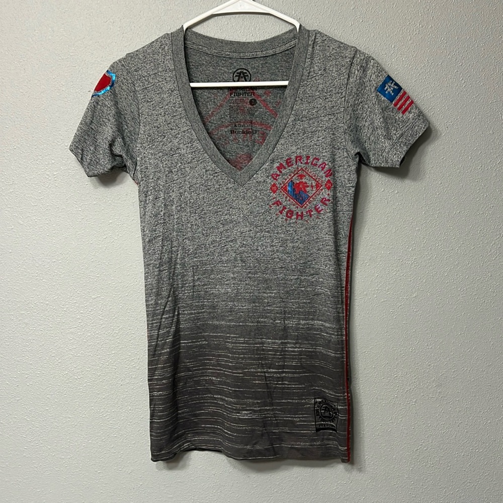 SM American Fighter V-Neck T-Shirt